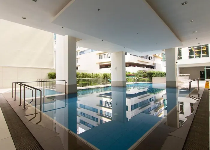 Elegant 2br In Upscale Bgc Fast Wifi Apartment
