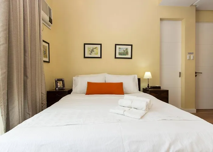 Elegant 2br In Upscale Bgc Fast Wifi