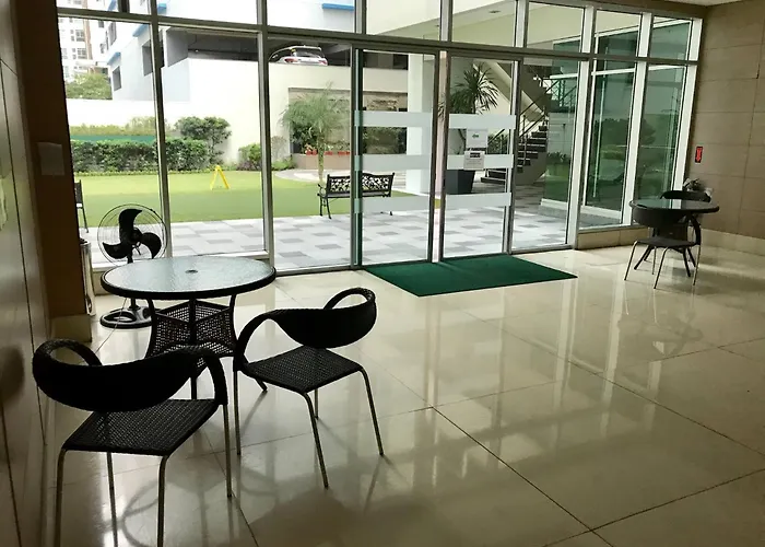 Elegant 2br In Upscale Bgc Fast Wifi Apartment *