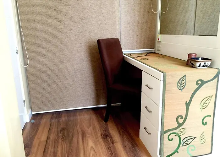 Elegant 2br In Upscale Bgc Fast Wifi *