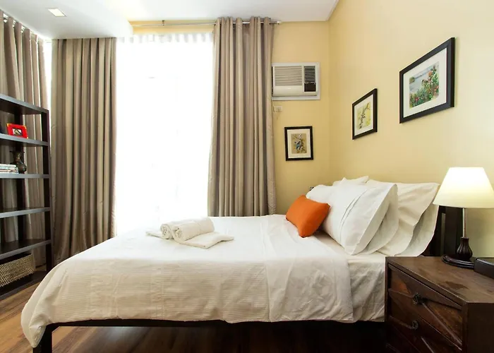 Elegant 2br In Upscale Bgc Fast Wifi Apartment