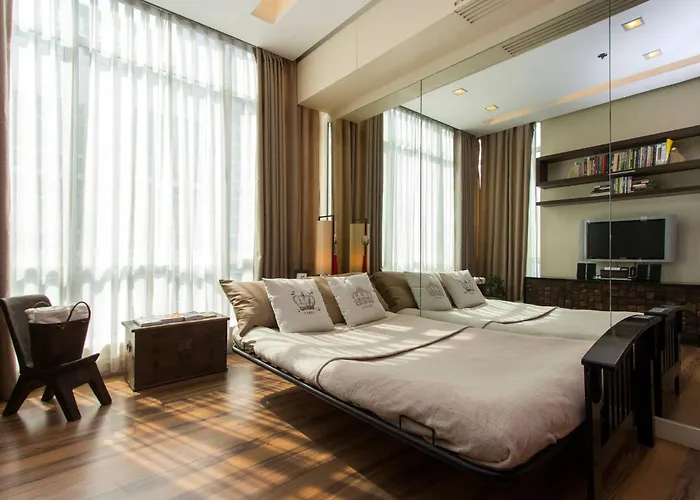 Elegant 2br In Upscale Bgc Fast Wifi *