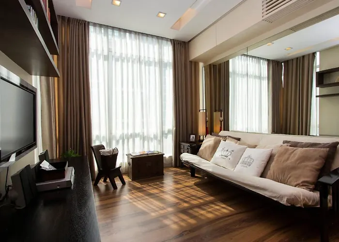Elegant 2br In Upscale Bgc Fast Wifi Manila
